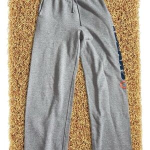 Men’s M (No Tags) Chicago Bears grey sweatpants #NFL #sweatpants